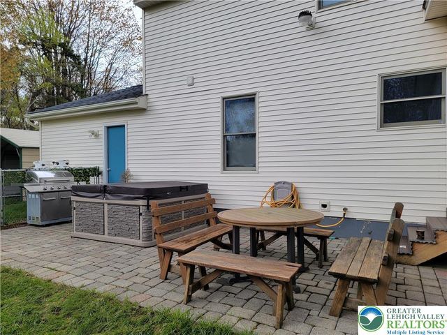 444 CLEARVIEW Drive, Tobyhanna Twp, PA 18334