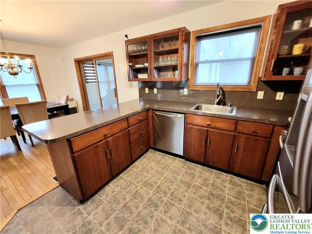 444 CLEARVIEW Drive, Tobyhanna Twp, PA 18334