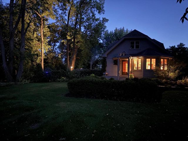17835 Gebhardt ROAD, Brookfield, WI 53045