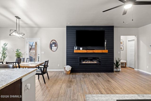 890 Holly Park Avenue, Santa Teresa, NM 88008