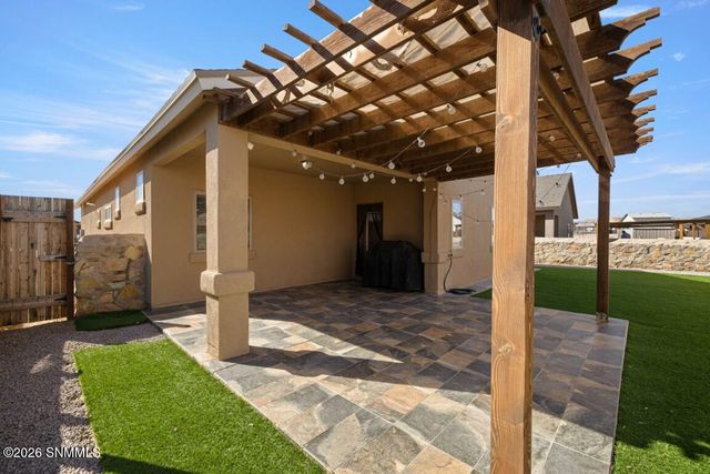 890 Holly Park Avenue, Santa Teresa, NM 88008