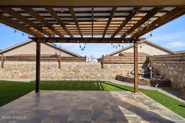 890 Holly Park Avenue, Santa Teresa, NM 88008