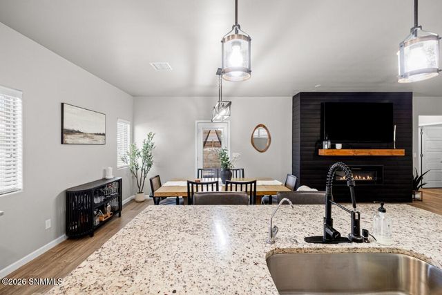 890 Holly Park Avenue, Santa Teresa, NM 88008