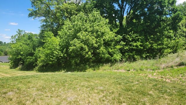 2368 Williamsport Landing, Columbia, TN 38401