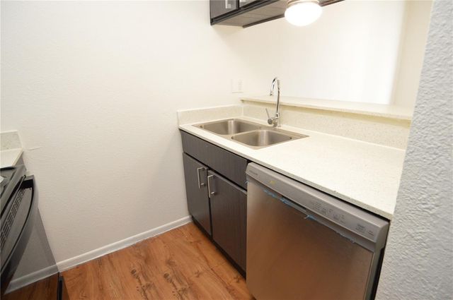 8425 CERRO CIRCLE 163, Tampa, FL 33617