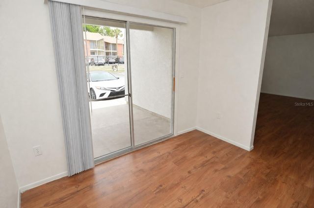 8425 CERRO CIRCLE 163, Tampa, FL 33617