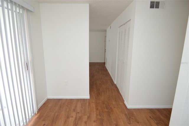 8425 CERRO CIRCLE 163, Tampa, FL 33617