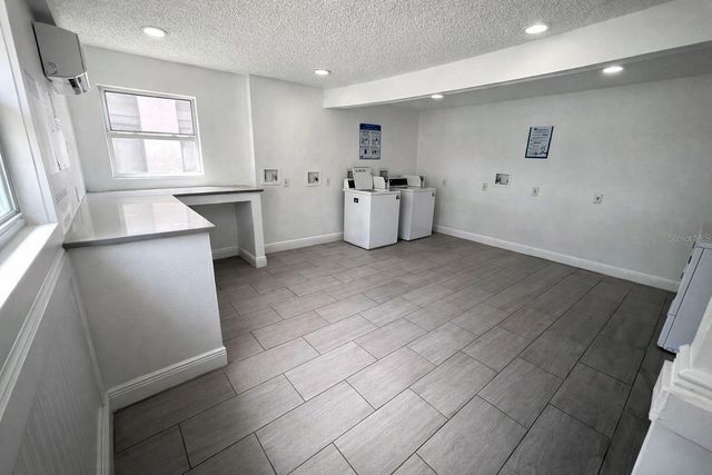 8425 CERRO CIRCLE 163, Tampa, FL 33617