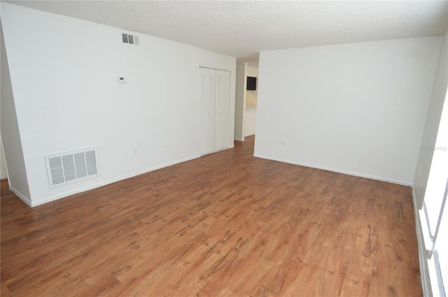 8425 CERRO CIRCLE 163, Tampa, FL 33617