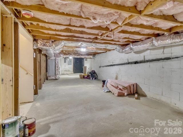 3575 Dellwood Road, Waynesville, NC 28786