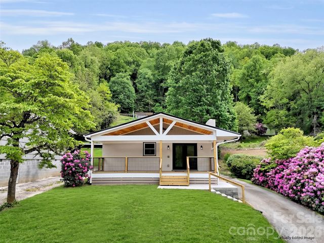 3575 Dellwood Road, Waynesville, NC 28786