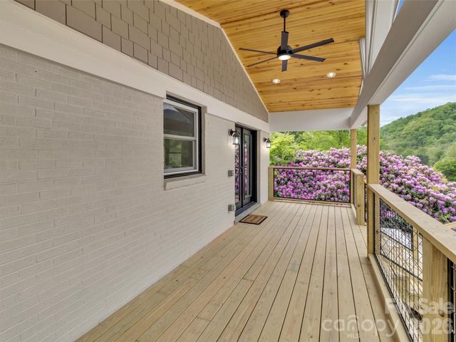 3575 Dellwood Road, Waynesville, NC 28786