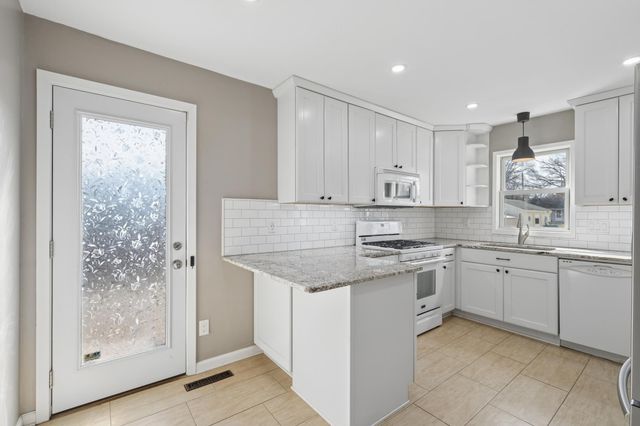 3347 Utah Avenue S, Saint Louis Park, MN 55426