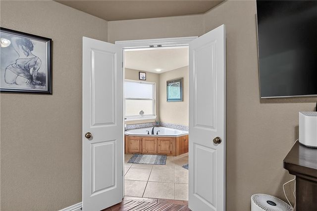 20 Queensferry Drive, Bella Vista, AR 72715