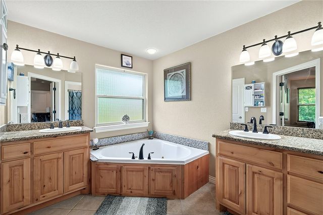 20 Queensferry Drive, Bella Vista, AR 72715