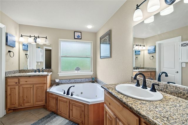 20 Queensferry Drive, Bella Vista, AR 72715