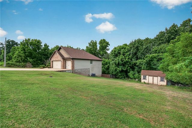 20 Queensferry Drive, Bella Vista, AR 72715