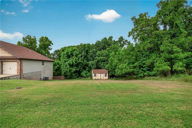20 Queensferry Drive, Bella Vista, AR 72715
