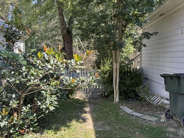 2041 Two Springs Way, Lawrenceville, GA 30043