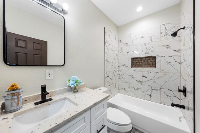 228 W Fm 27, Fairfield, TX 75840