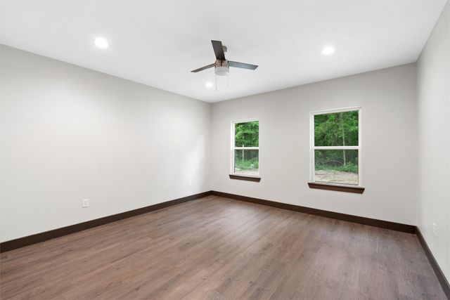 228 W Fm 27, Fairfield, TX 75840