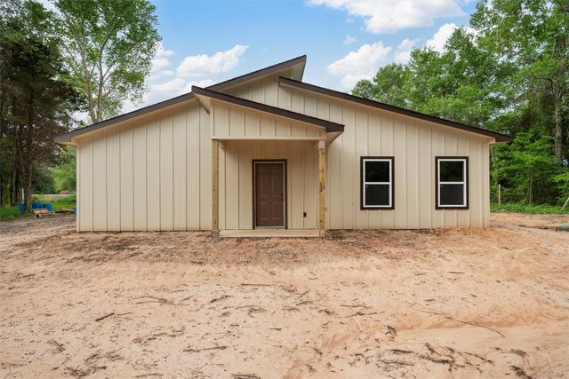 228 W Fm 27, Fairfield, TX 75840