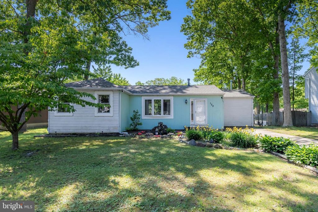 120 KAREN DRIVE, Williamstown, NJ 08094
