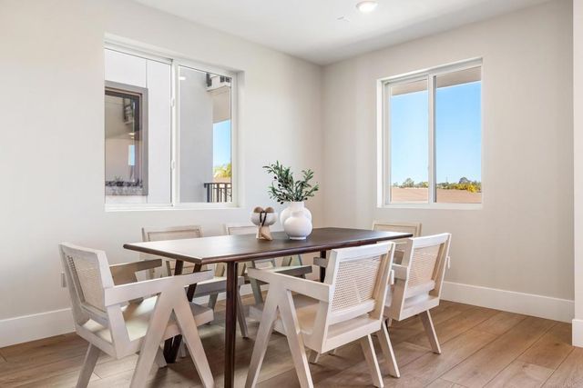 320 Chinquapin Avenue, Carlsbad, CA 92008