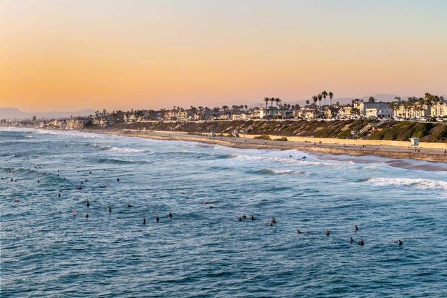 320 Chinquapin Avenue, Carlsbad, CA 92008