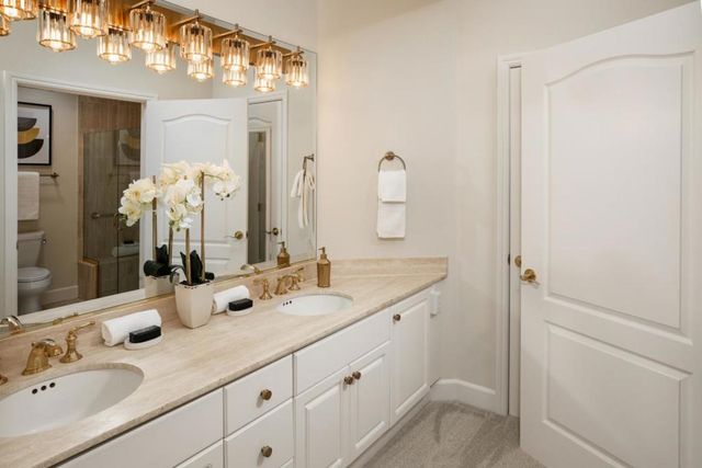 1 W Edith Avenue D226, Los Altos, CA 94022