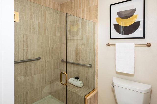 1 W Edith Avenue D226, Los Altos, CA 94022