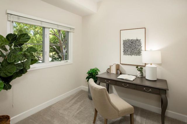 1 W Edith Avenue D226, Los Altos, CA 94022