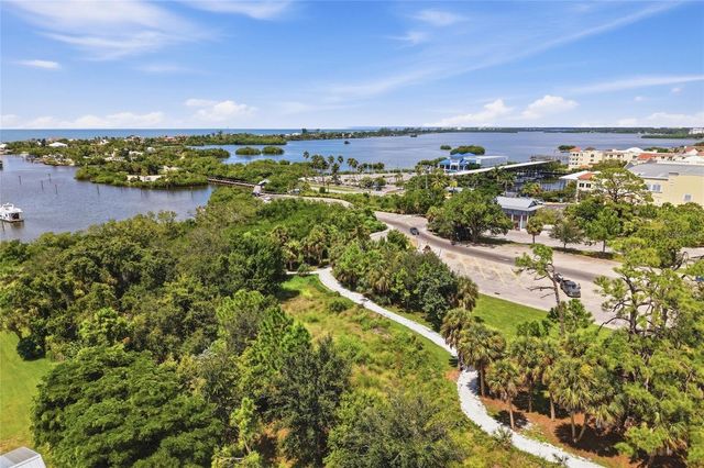 109 WOODLAND PLACE, Osprey, FL 34229