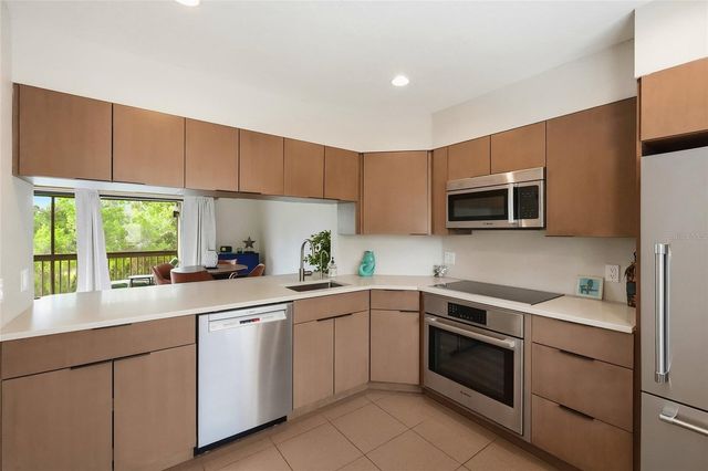 109 WOODLAND PLACE, Osprey, FL 34229