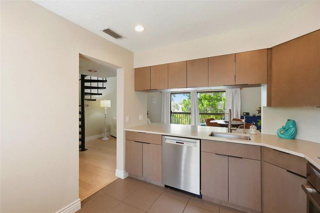 109 WOODLAND PLACE, Osprey, FL 34229