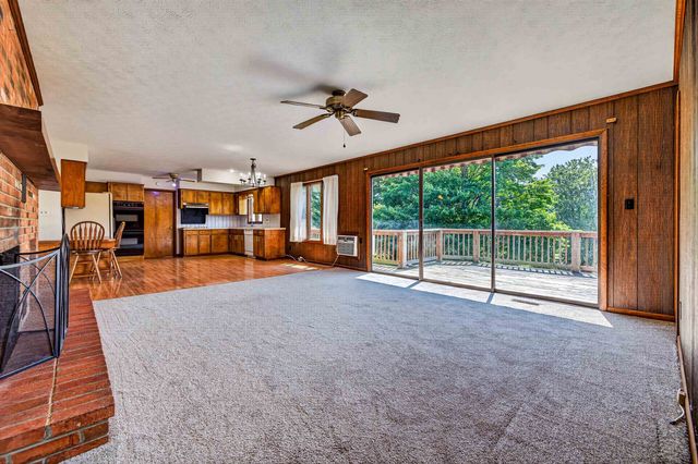 9510 SHENANDOAH DR, New Market, VA 22844