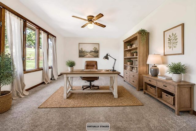9510 SHENANDOAH DR, New Market, VA 22844