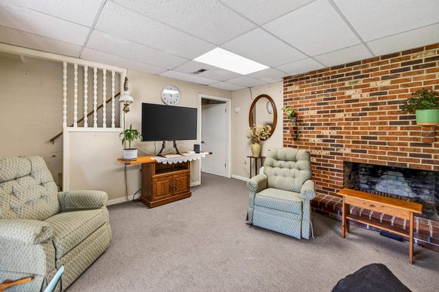 9510 SHENANDOAH DR, New Market, VA 22844
