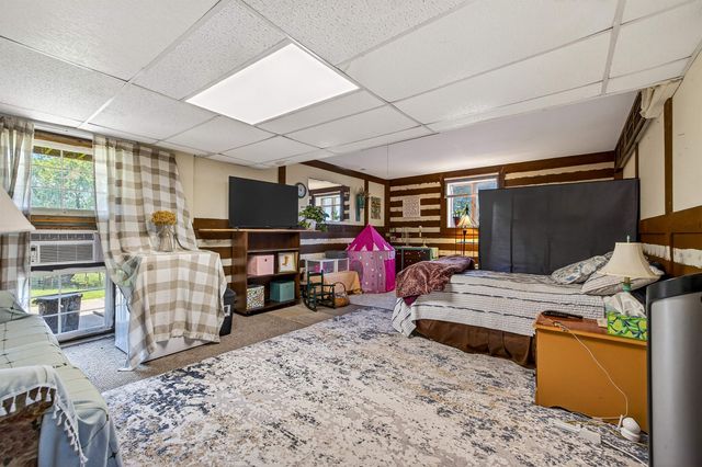 9510 SHENANDOAH DR, New Market, VA 22844