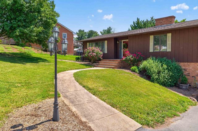 9510 SHENANDOAH DR, New Market, VA 22844