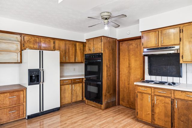 9510 SHENANDOAH DR, New Market, VA 22844