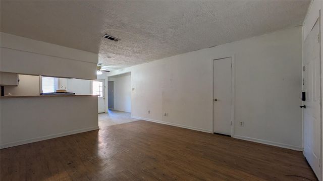 11823 Stonehedge Drive, Conroe, TX 77303