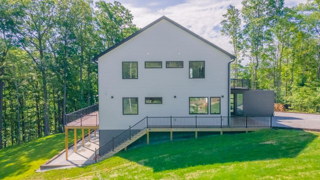 348 Restful Run Road, Nancy, KY 42544