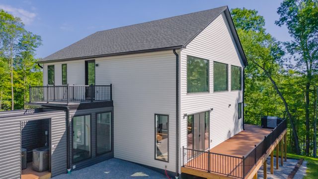 348 Restful Run Road, Nancy, KY 42544