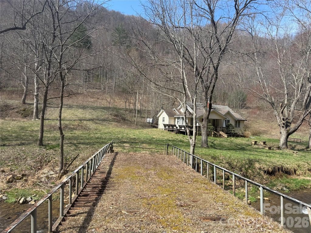 11288 Big Laurel Road, Marshall, NC 28753