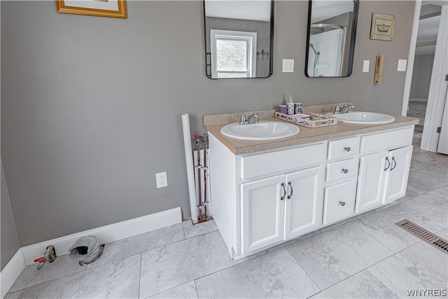 261 Seminary Street, Wilson, NY 14172