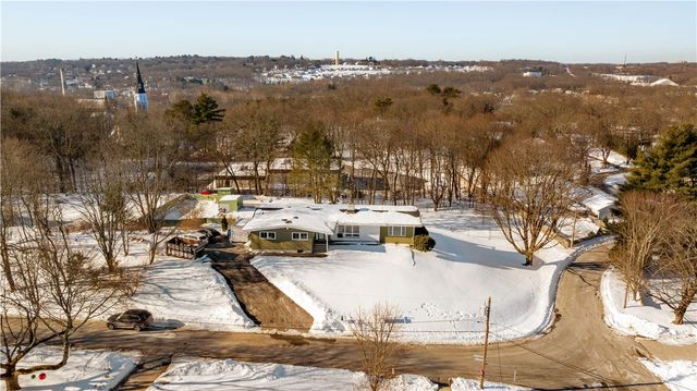 1 Barway Lane, Cumberland, RI 02864