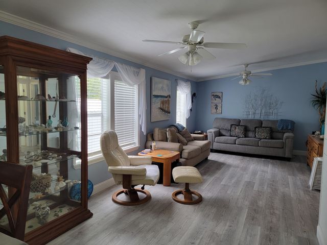 8606 Bragg Dr., Myrtle Beach, SC 29588