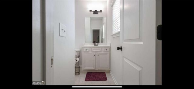 565 LANCE VIEW Lane, Lawrenceville, GA 30045