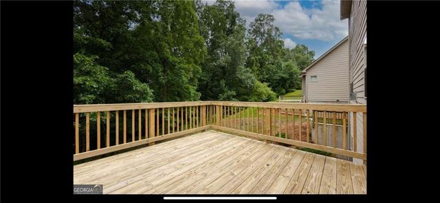 565 LANCE VIEW Lane, Lawrenceville, GA 30045